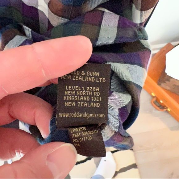 Rodd & Gunn Sports Fit Mens Long Sleeve Plaid Button Up Large Woven in Italy - Picture 6 of 6